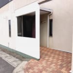 (玄関)